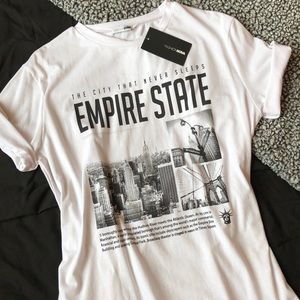 ✨NWT✨ Fashion Nova Empire State Tee